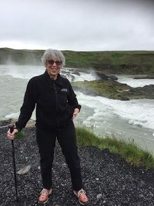 Meet your Posher, Rosalea